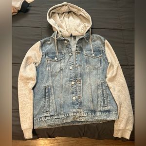 Men's jean jacket